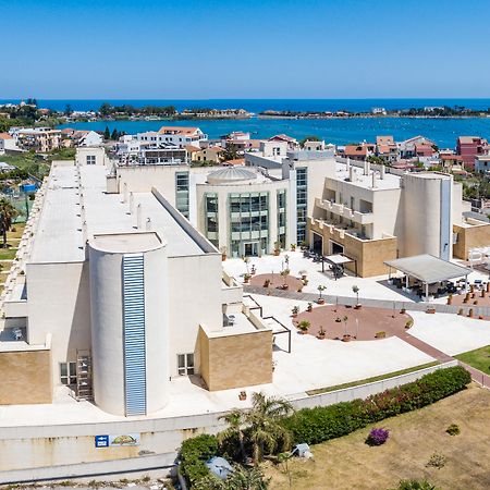 Capo Peloro Hotel Torre di Faro Exterior foto
