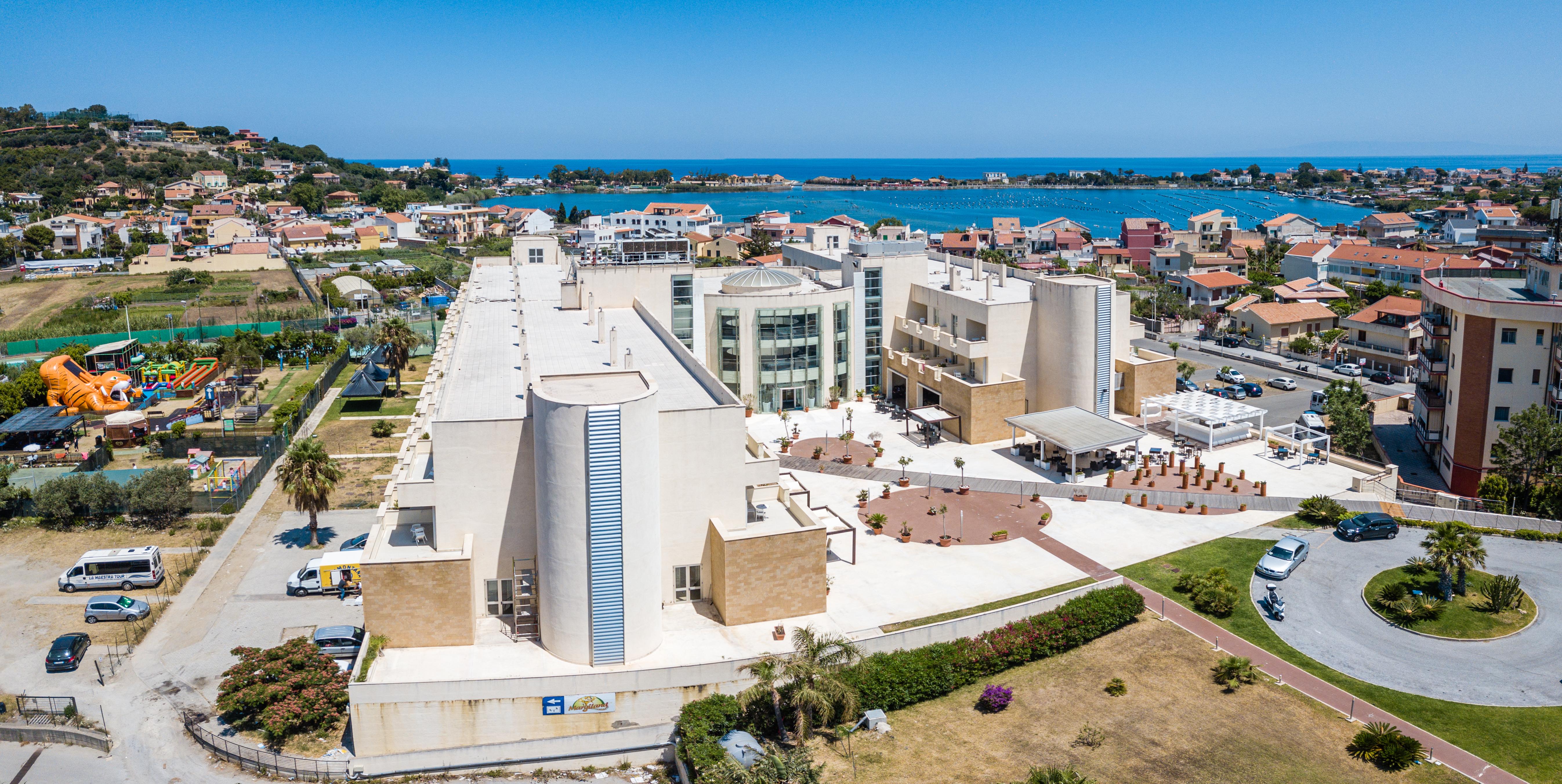 Capo Peloro Hotel Torre di Faro Exterior foto